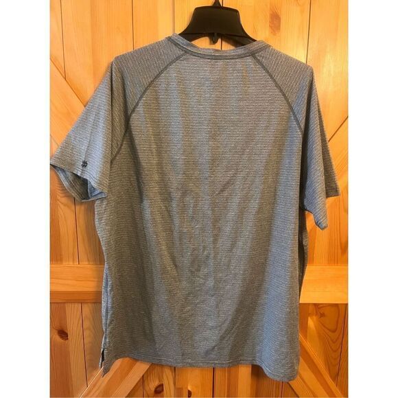 All in Motion Men's T Shirt Gray Striped XL Short Sleeve (3902) - Picture 3 of 3